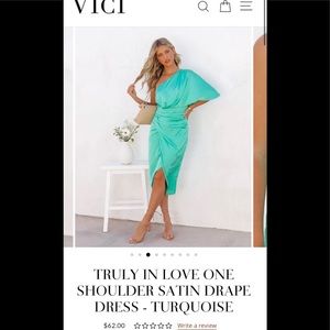 Vici Truly In Love dress - Gold